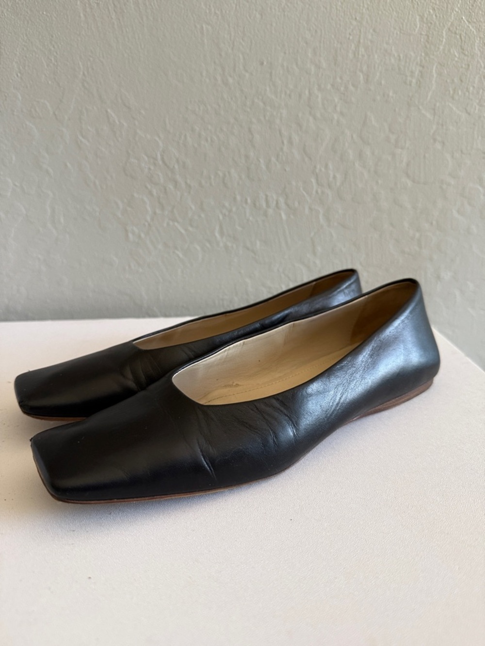 Theory Demeura Nappy Black Leather Square-Toe Women's Flats 37.5